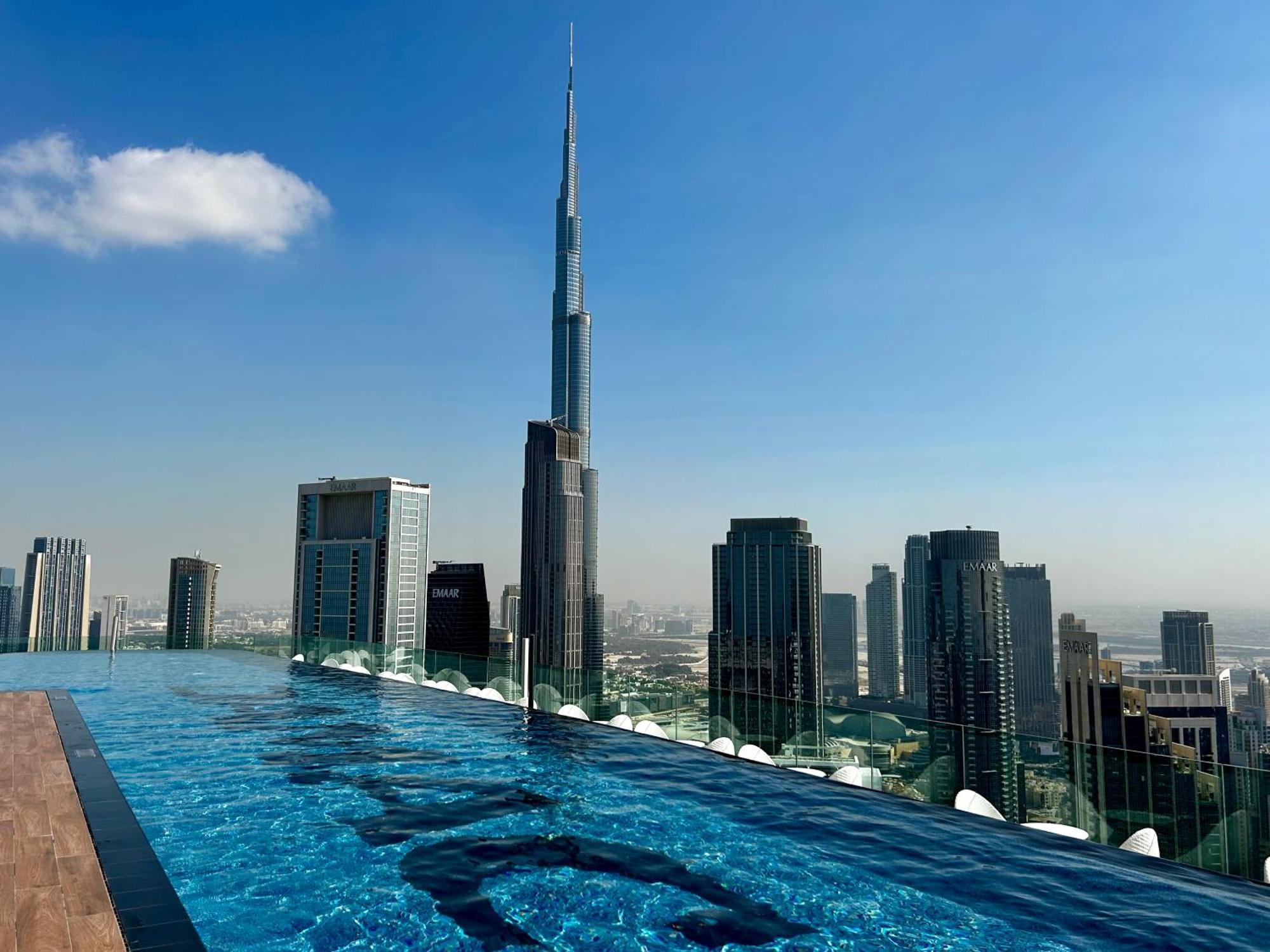 Burj Khalifa Views 2Br With Infinity Pool Downtown Leilighet Dubai Eksteriør bilde