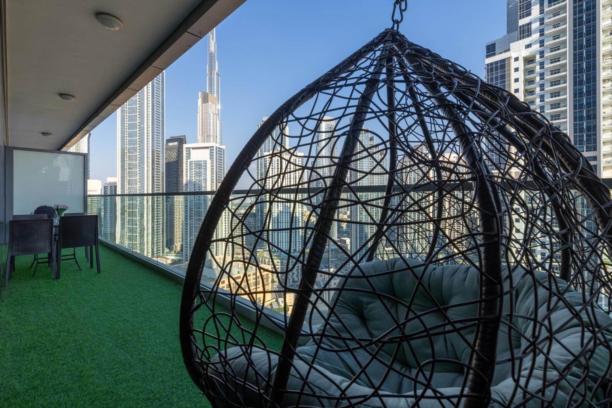 Burj Khalifa Views 2Br With Infinity Pool Downtown Leilighet Dubai Eksteriør bilde